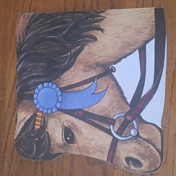 Vintage Horse Book Golden Shape Book new - Picture 2 of 3